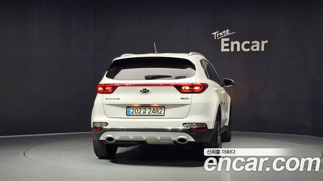 Kia Sportage The Bold Diesel 2.0 2WD Prestige 2019 — фото 4