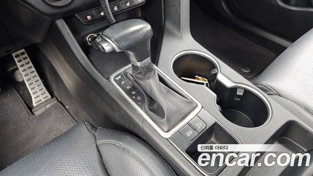 Kia Sportage The Bold Diesel 2.0 2WD Prestige 2019 — фото 9