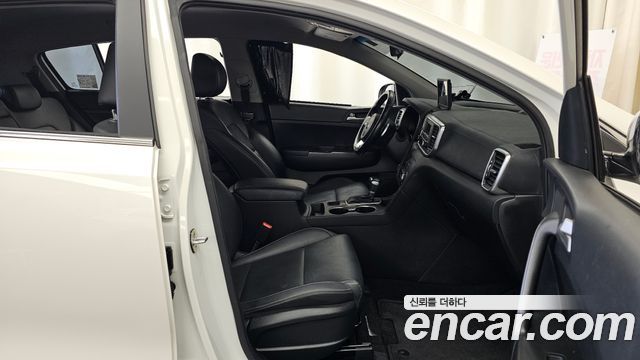Kia Sportage The Bold Diesel 2.0 2WD Prestige 2019 — фото 11