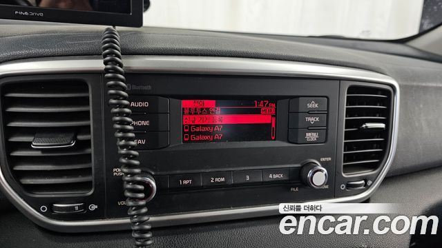 Kia Sportage The Bold Diesel 2.0 2WD Prestige 2019 — фото 16