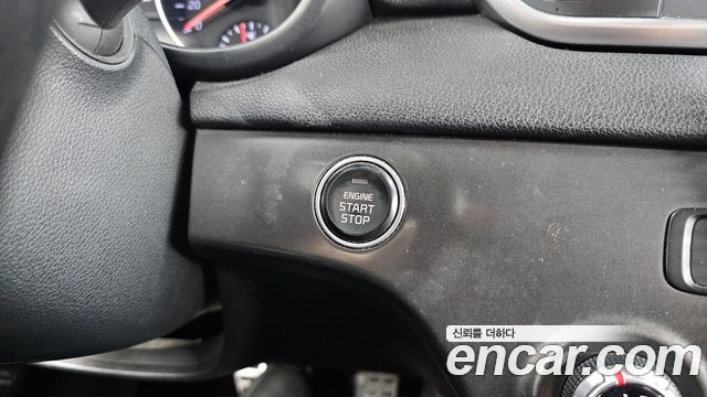 Kia Sportage The Bold Diesel 2.0 2WD Prestige 2019 — фото 29
