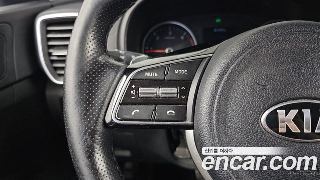 Kia Sportage The Bold Diesel 2.0 2WD Prestige 2019 — фото 35