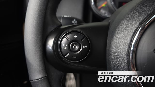 MINI Cooper D Countryman ALL4 HIGH 2nd 2018 — фото 20