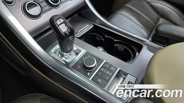 Land Rover Range Rover Sport (II) 3.0 SDV6 HSE 2016 — фото 9