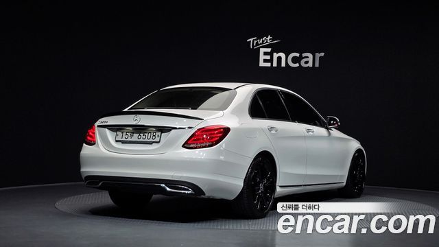 Mercedes-Benz C-Class (W205) C220 d Avantgarde 2018 — фото 2