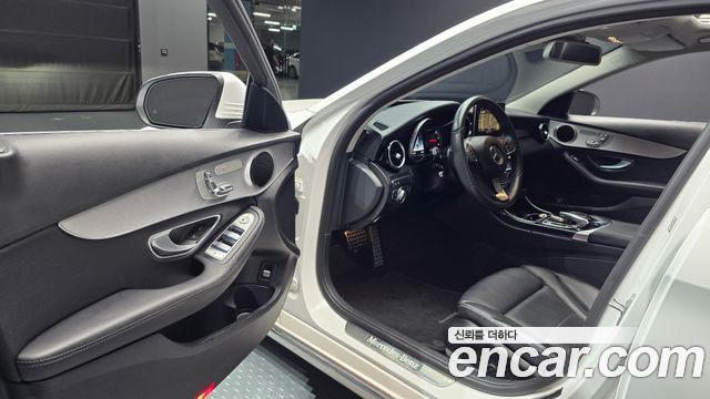 Mercedes-Benz C-Class (W205) C220 d Avantgarde 2018 — фото 10