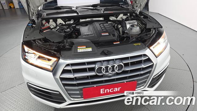 Audi Q5 (FY) 40 TDI Quattro Premium 2020 — фото 6