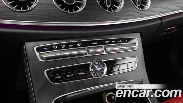 Mercedes-Benz E-Class (W213) E220d Coupe 2017 — фото 17
