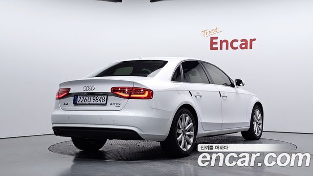 Audi A4 2.0 TDI Quattro Dynamic B8 2013 — фото 2