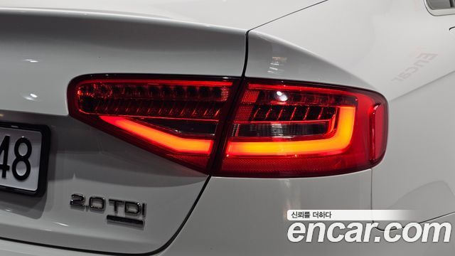 Audi A4 2.0 TDI Quattro Dynamic B8 2013 — фото 23