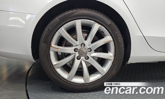 Audi A4 2.0 TDI Quattro Dynamic B8 2013 — фото 33