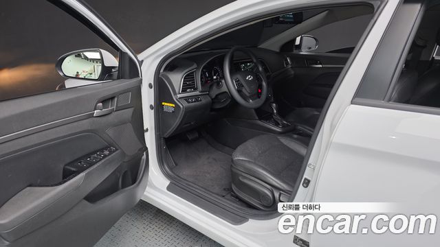 Hyundai Avante (AD) 1.6 GDI Value Plus 2018 — фото 10