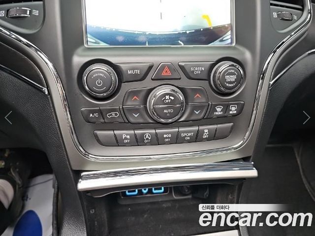Jeep Grand Cherokee 3.6 Limited WK2 2018 — фото 10