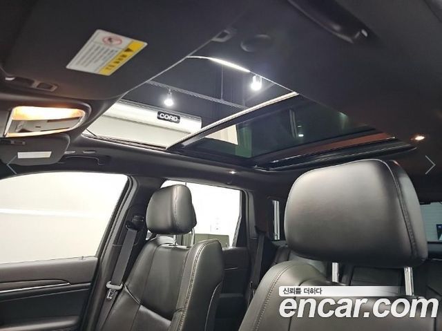 Jeep Grand Cherokee 3.6 Limited WK2 2018 — фото 18