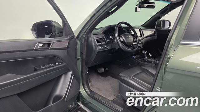 KG Mobility (SsangYong) Rexton Sports Khan Diesel 2.2 4WD Prestige 2023 — фото 10