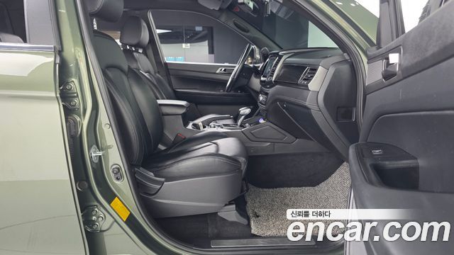KG Mobility (SsangYong) Rexton Sports Khan Diesel 2.2 4WD Prestige 2023 — фото 15