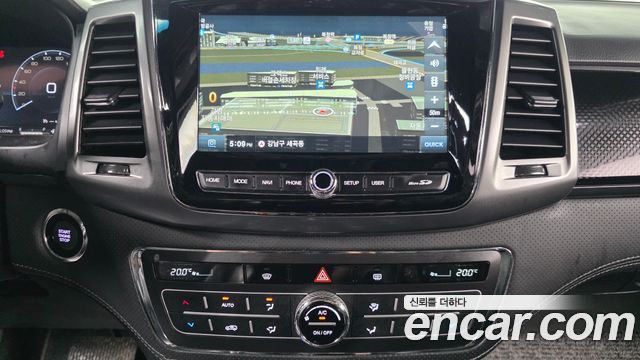 KG Mobility (SsangYong) Rexton Sports Khan Diesel 2.2 4WD Prestige 2023 — фото 18