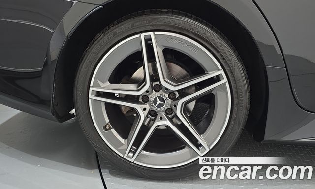 Mercedes-Benz CLS-Class (C257) CLS300d 4MATIC 2022 — фото 5