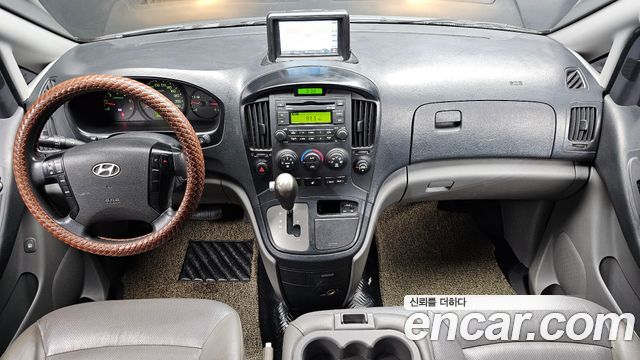 Hyundai Grand Starex 12-Seater Wagon CVX Deluxe 2012 — фото 7