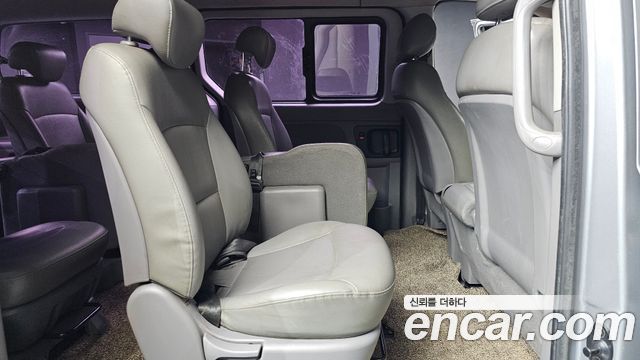 Hyundai Grand Starex 12-Seater Wagon CVX Deluxe 2012 — фото 13
