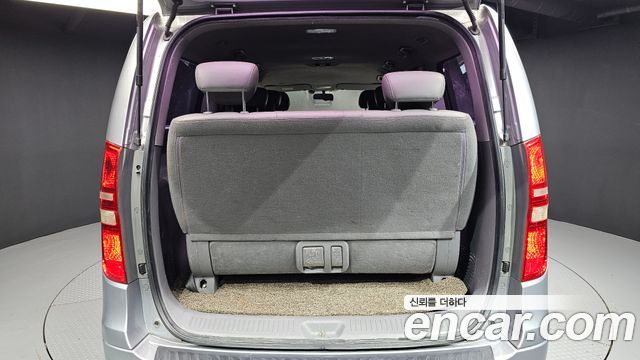 Hyundai Grand Starex 12-Seater Wagon CVX Deluxe 2012 — фото 20