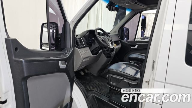 Hyundai Solati 15-seater deluxe 2015 — фото 10