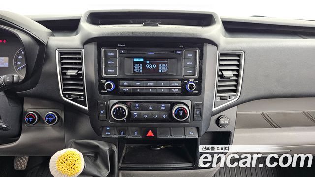 Hyundai Solati 15-seater deluxe 2015 — фото 18