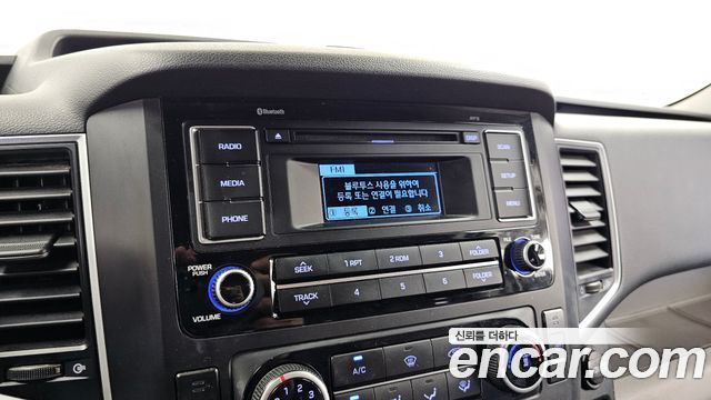 Hyundai Solati 15-seater deluxe 2015 — фото 20