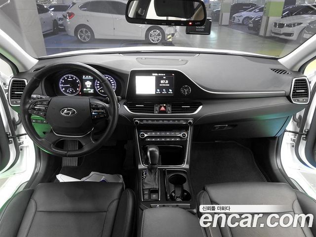 Hyundai Grandeur (IG) 3.0 Exclusive 2018 — фото 16