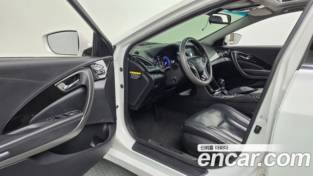 Hyundai Grandeur (HG) HG240 Modern 2015 — фото 10