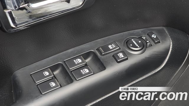 Kia Mohave 4WD KV 300 2015 — фото 29