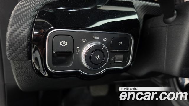 Mercedes-Benz A-Class (W177) A220 Hatchback 2019 — фото 16