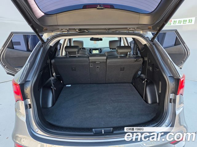 Hyundai Santa Fe The Prime Gasoline 2.0 Turbo 2WD Value Plus 2018 — фото 23