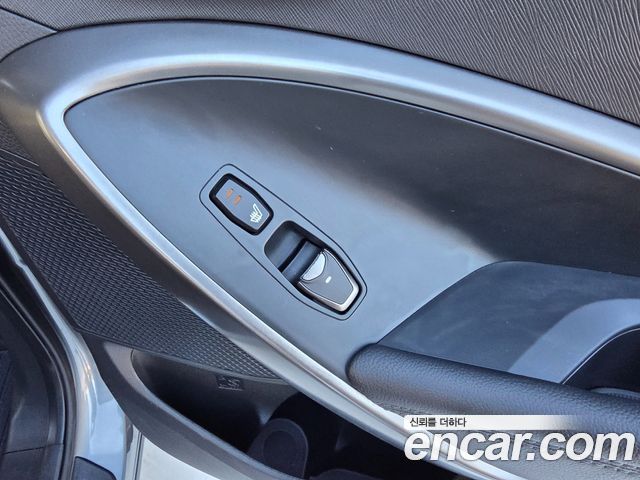 Hyundai Santa Fe The Prime Gasoline 2.0 Turbo 2WD Value Plus 2018 — фото 24