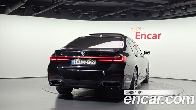 BMW 7 Series (G11) 730Ld xDrive M Sport 2022 — фото 4
