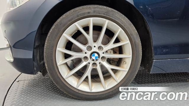 BMW 1 Series (F20) 118d Sport 5Door 2016 — фото 5