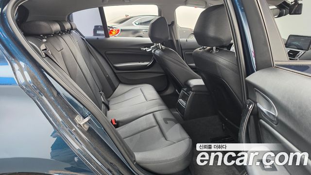 BMW 1 Series (F20) 118d Sport 5Door 2016 — фото 11