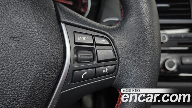 BMW 1 Series (F20) 118d Sport 5Door 2016 — фото 16