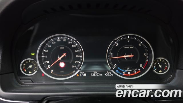 BMW 5 Series (F10) 520d xDrive 2014 — фото 8
