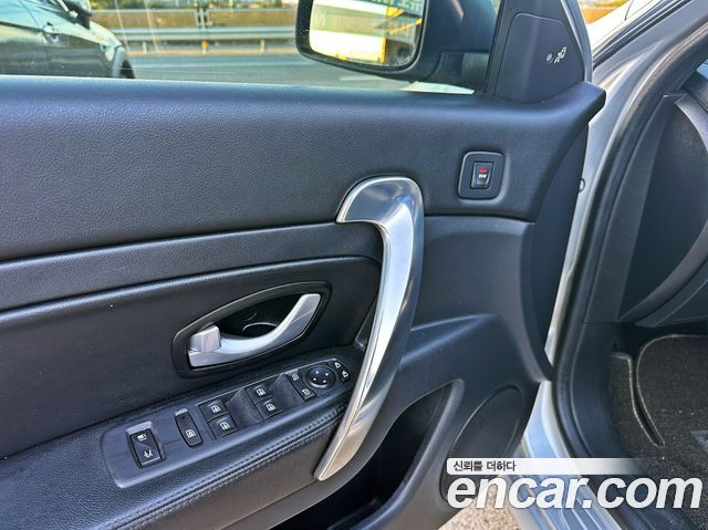 Renault Korea SM5 Platinum LE Standard 2014 — фото 19