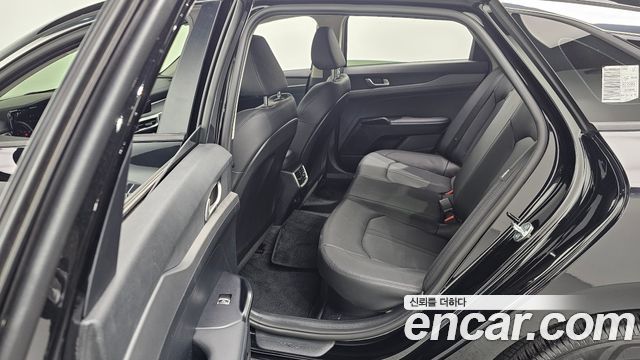 Kia K5 Hybrid (III) Trendy 2022 — фото 33