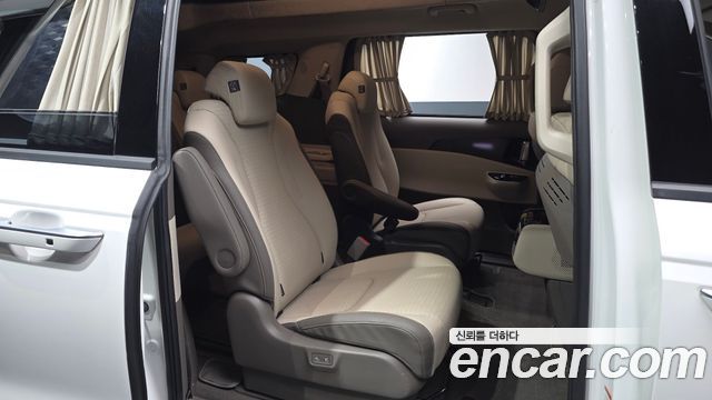 Kia Carnival (IV) Gasoline 9-Seater Hi-Limousine Signature 2023 — фото 11