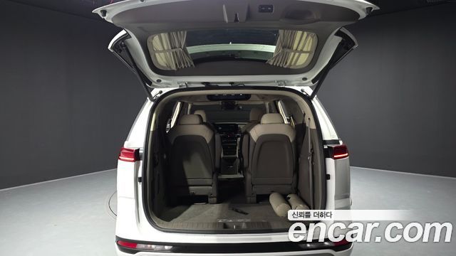 Kia Carnival (IV) Gasoline 9-Seater Hi-Limousine Signature 2023 — фото 20