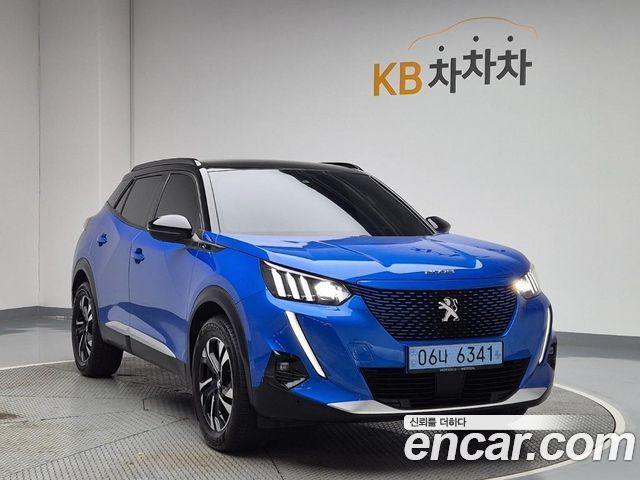 Peugeot e-2008 (II) EV GT 2022 — фото 2
