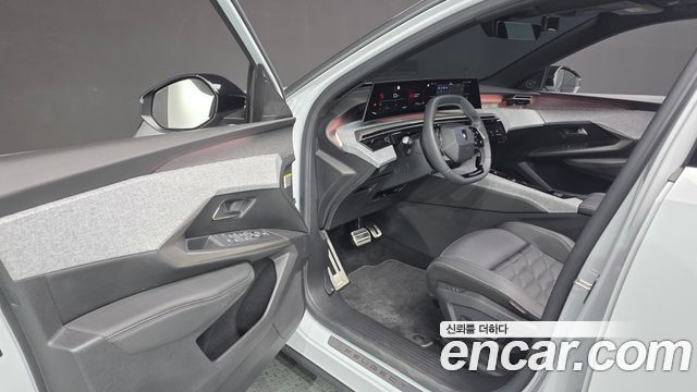 Peugeot 3008 (III) 1.2 Hybrid GT 2025 — фото 10
