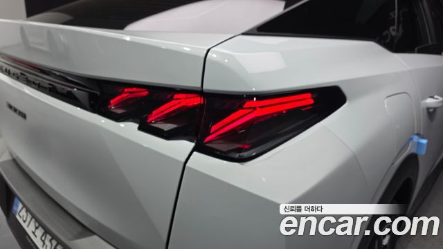 Peugeot 3008 (III) 1.2 Hybrid GT 2025 — фото 23