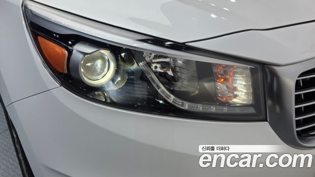 Kia Carnival 9-seater Noblesse 2015 — фото 22