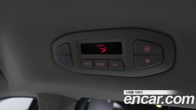 Kia Carnival 9-seater Noblesse 2015 — фото 30
