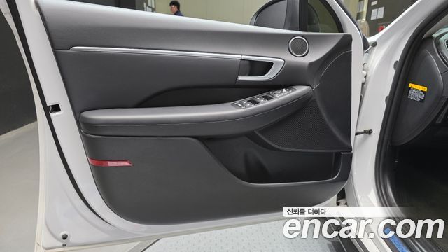 Hyundai Sonata (DN8) 2.0 Premium 2021 — фото 24