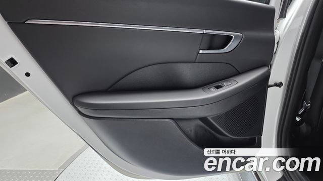 Hyundai Sonata (DN8) 2.0 Premium 2021 — фото 25
